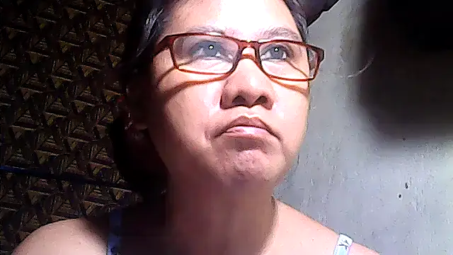 sweetsosie18 online show from 05-11-26, 08:28