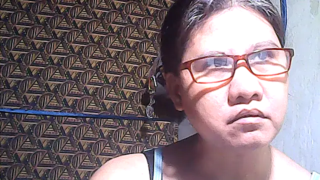 sweetsosie18 online show from 04-26-26, 10:45