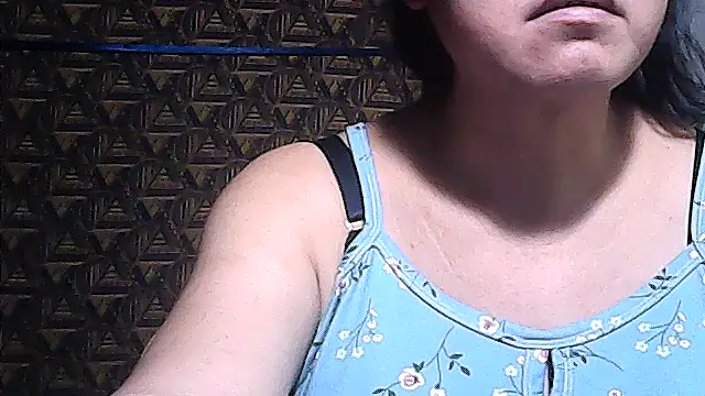 sweetsosie18 online show from 05-08-26, 02:37