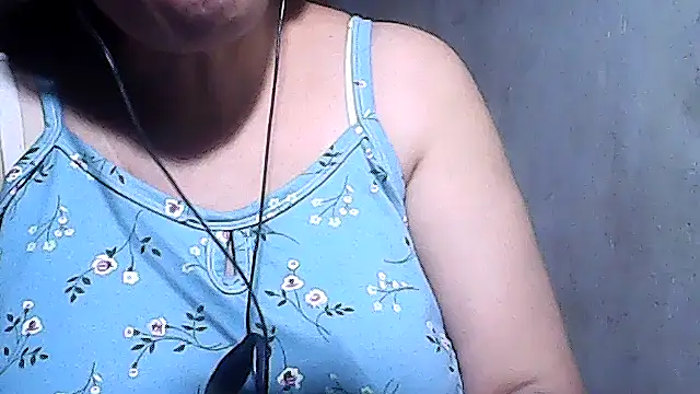 sweetsosie18 online show from 02-08-26, 04:54