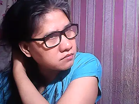 sweetsosie18 online show from 11-19-25, 04:18