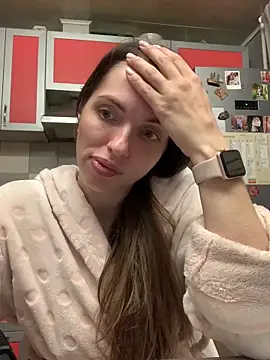 Snapshot of SeducingYoghourt chatting on 03-06-25, 04:07 SeducingYoghourt online show from 03-06-25, 04:07