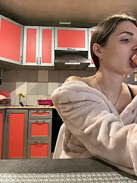 Snapshot of SeducingYoghourt chatting on 11-08-25, 03:48 SeducingYoghourt online show from 11-08-25, 03:48