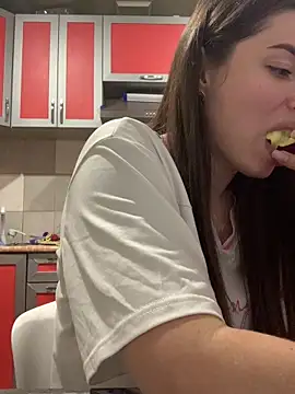 Snapshot of SeducingYoghourt chatting on 03-28-26, 04:19 SeducingYoghourt online show from 03-28-26, 04:19