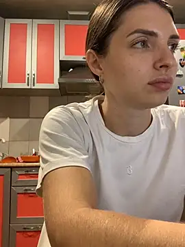 Snapshot of SeducingYoghourt chatting on 10-12-25, 02:51 SeducingYoghourt online show from 10-12-25, 02:51