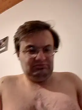 Snapshot of makau1 chatting on 01-20-25, 12:36 makau1 online show from 01-20-25, 12:36