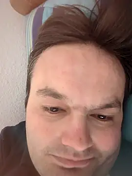 makau1 online show from 04-18-26, 08:16