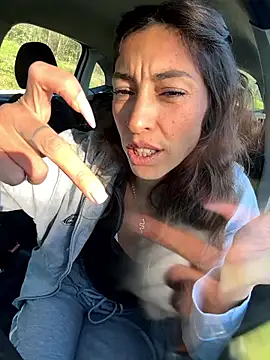 amanilouve online show from 01-08-26, 10:32