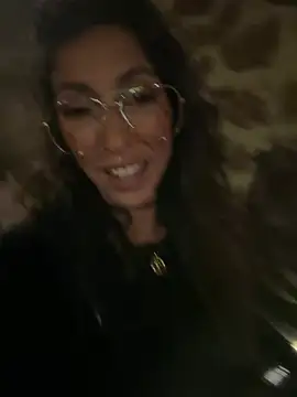 amanilouve online show from 04-13-26, 09:41