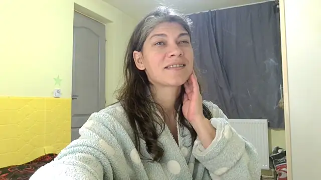 Snapshot of MercyLove chatting on 02-15-26, 10:03 MercyLove online show from 02-15-26, 10:03