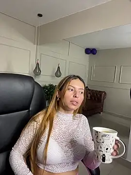 Snapshot of ROSE__15 chatting on 10-25-25, 07:14 ROSE 15 online show from 10-25-25, 07:14