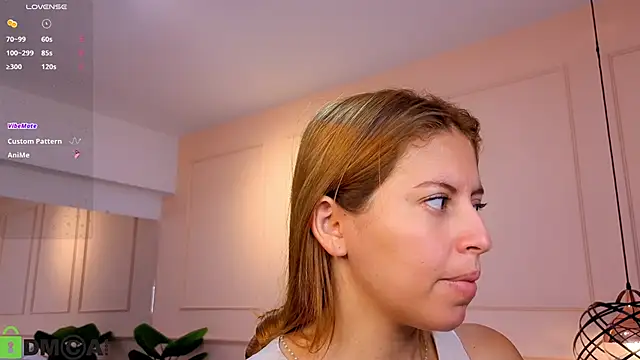 Snapshot of ROSE__15 chatting on 11-10-25, 11:26 ROSE 15 online show from 11-10-25, 11:26