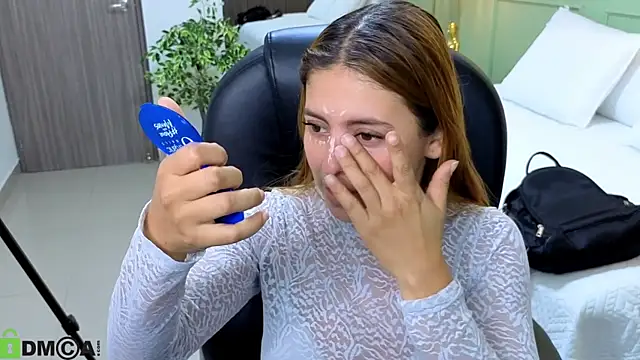 Snapshot of ROSE__15 chatting on 10-02-25, 07:28 ROSE 15 online show from 10-02-25, 07:28