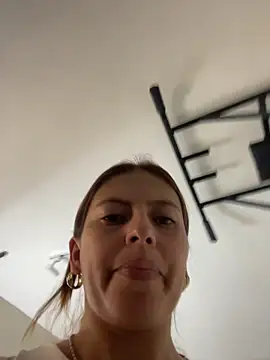 Snapshot of ROSE__15 chatting on 11-03-25, 08:01 ROSE 15 online show from 11-03-25, 08:01