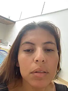 Snapshot of ROSE__15 chatting on 10-08-25, 08:09 ROSE 15 online show from 10-08-25, 08:09