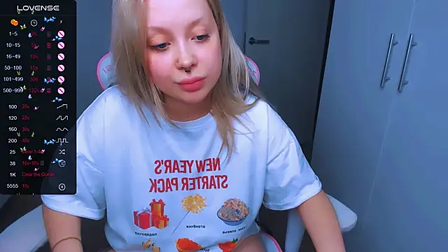 MonaLauu online show from 01-16-25, 05:53