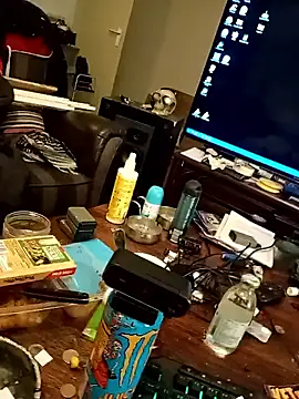 Snapshot of PikWilInPoes chatting on 01-15-26, 07:12 PikWilInPoes online show from 01-15-26, 07:12