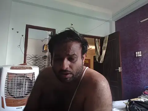 Snapshot of sura11311 chatting on 06-15-26, 05:40 sura11311 online show from 06-15-26, 05:40