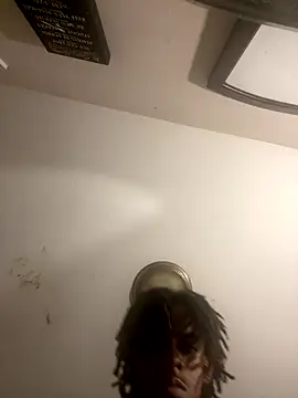 Snapshot of Big_papirocky chatting on 10-04-25, 01:29 Big papirocky online show from 10-04-25, 01:29