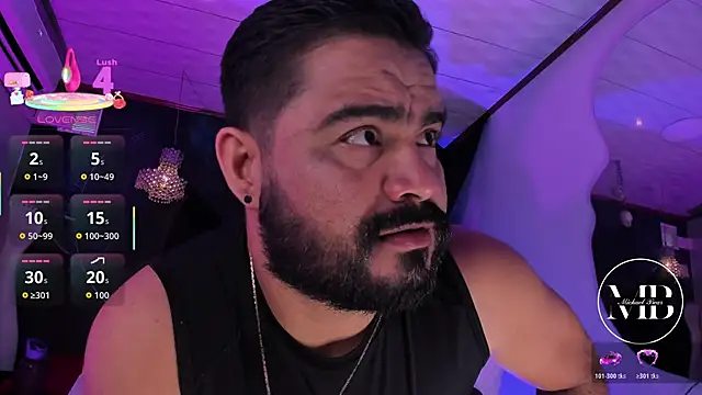 MichaelBear  online show from 10-27-25, 01:12