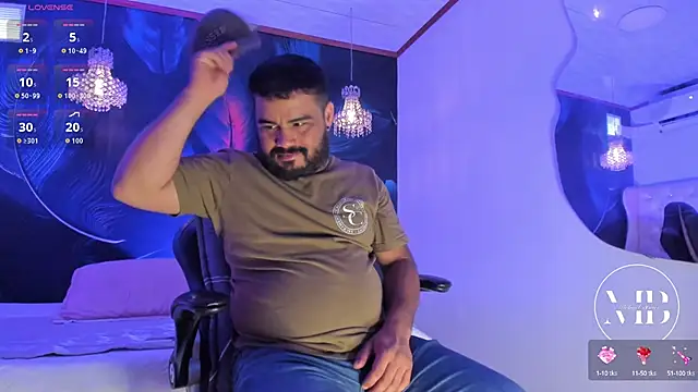 MichaelBear  online show from 10-16-25, 01:52