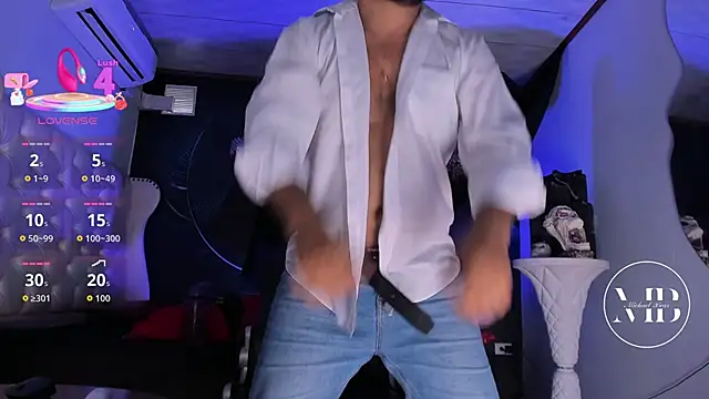 MichaelBear  online show from 10-26-25, 04:51