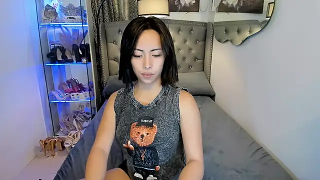 reighnempress online show from 11-08-25, 03:32