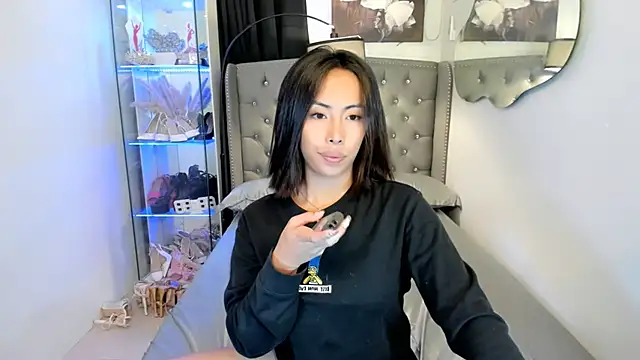 reighnempress online show from 03-05-26, 01:08