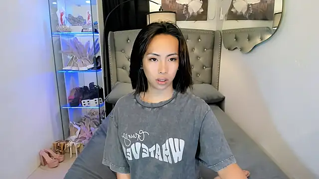 reighnempress online show from 02-18-26, 12:52