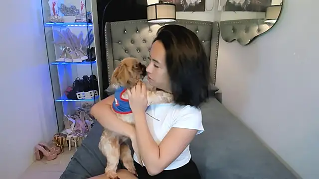 reighnempress online show from 02-09-26, 01:03