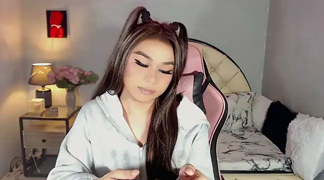 WeezyBabyXoxo online show from 12-17-24, 04:00