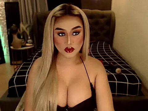 MISTRESS OF EVILCUMxx online show from 01-08-26, 08:15