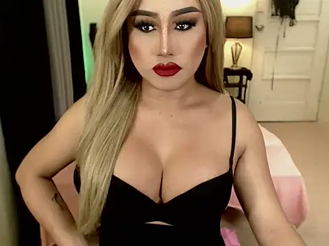 Snapshot of MISTRESS_OF_EVILCUMxx chatting on 03-08-25, 08:33 MISTRESS OF EVILCUMxx online show from 03-08-25, 08:33