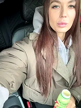 Snapshot of Emma_Catt chatting on 10-16-25, 02:09 Emma Catt online show from 10-16-25, 02:09