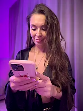 Snapshot of Emma_Catt chatting on 12-01-24, 09:42 Emma Catt online show from 12-01-24, 09:42