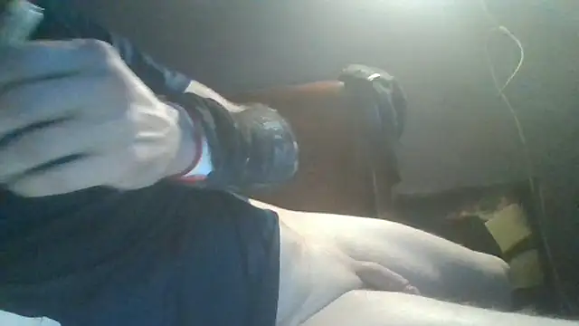 Snapshot of Wyley@xh chatting on 09-28-25, 05:31 Wyleyxh online show from 09-28-25, 05:31