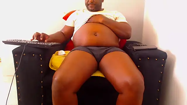 zuluboyxx online show from 06-12-26, 07:28