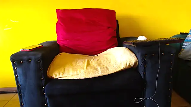 zuluboyxx online show from 10-15-25, 06:22