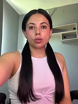 AddisonStone online show from 03-11-26, 05:40