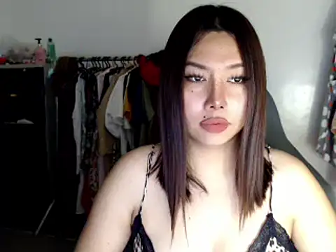 urqueendominant online show from 03-11-25, 12:44