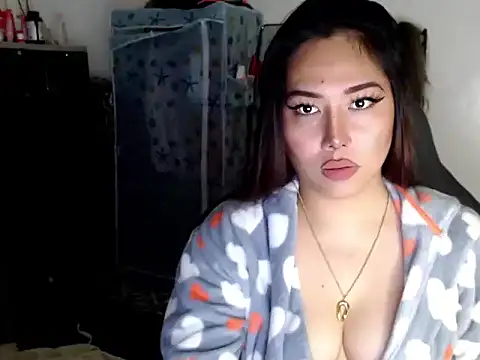 urqueendominant online show from 09-17-25, 03:52