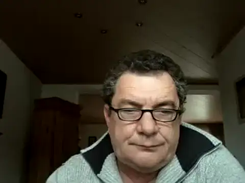 Nobbie444 online show from 11-26-25, 12:16