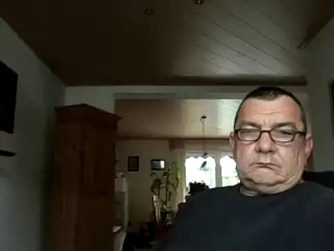 Nobbie444 online show from 05-11-26, 12:28
