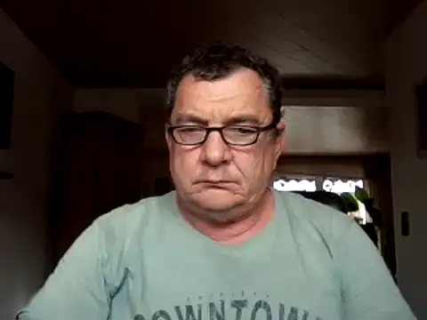 Snapshot of Nobbie444 chatting on 07-06-26, 12:56 Nobbie444 online show from 07-06-26, 12:56
