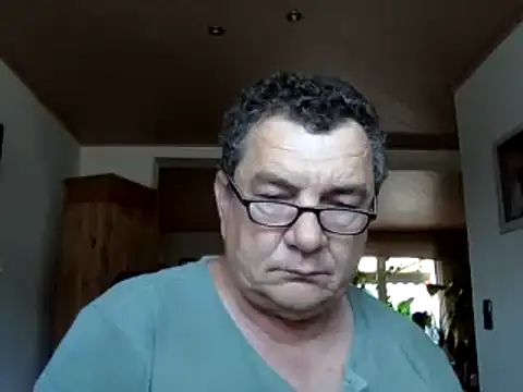 Snapshot of Nobbie444 chatting on 07-15-26, 12:45 Nobbie444 online show from 07-15-26, 12:45