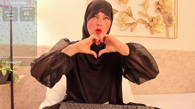 Snapshot of hanajameela chatting on 02-14-25, 12:03 hanajameela online show from 02-14-25, 12:03