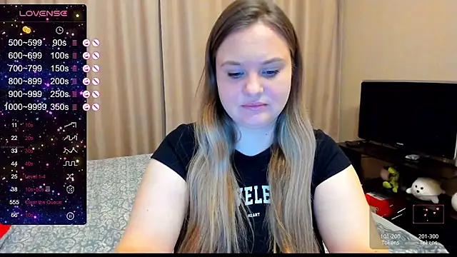 Snapshot of AlanaBrox chatting on 12-14-24, 02:55 AlanaBrox online show from 12-14-24, 02:55