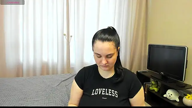 AlanaBrox online show from 05-24-26, 08:25