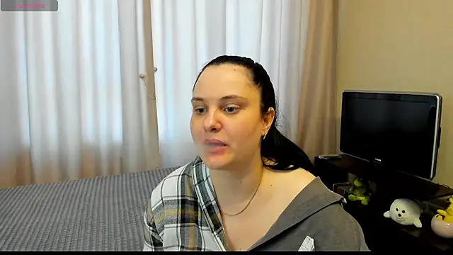 AlanaBrox online show from 05-18-26, 10:42