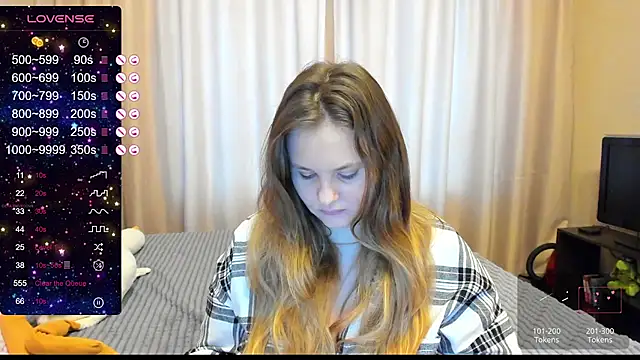 Snapshot of AlanaBrox chatting on 02-12-25, 09:42 AlanaBrox online show from 02-12-25, 09:42